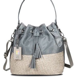 NEW ZEEalexis by CC Resorts matzu drawstring metallic gold/pewter bag